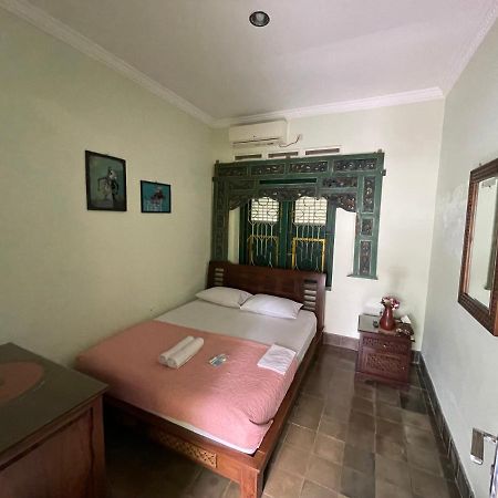 Pamularsih Homestay Yogyakarta Exterior photo