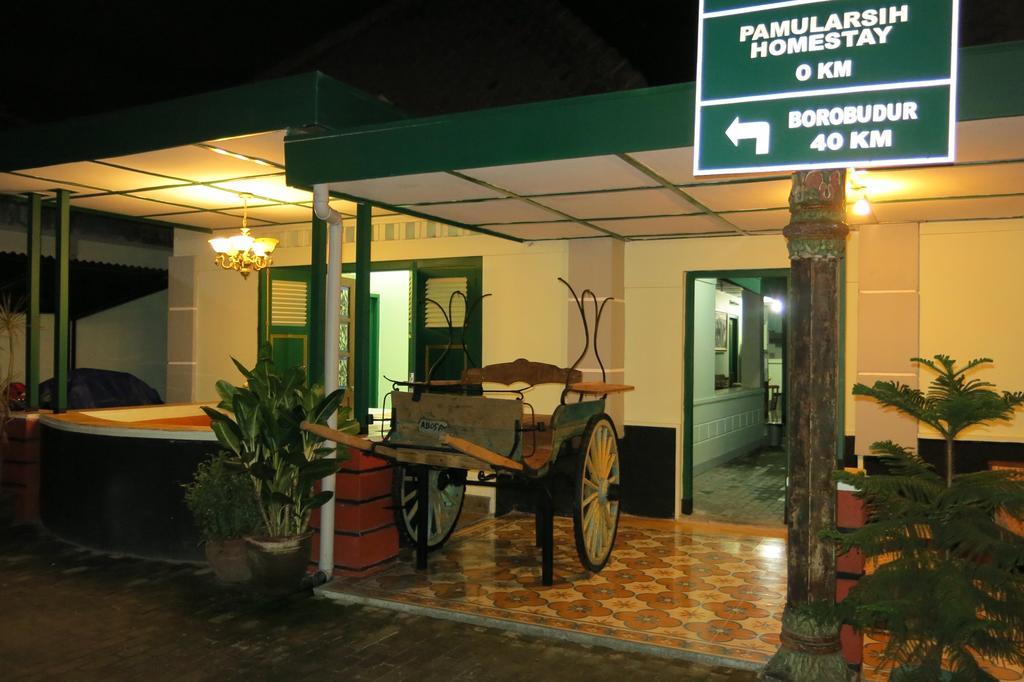 Pamularsih Homestay Yogyakarta Exterior photo